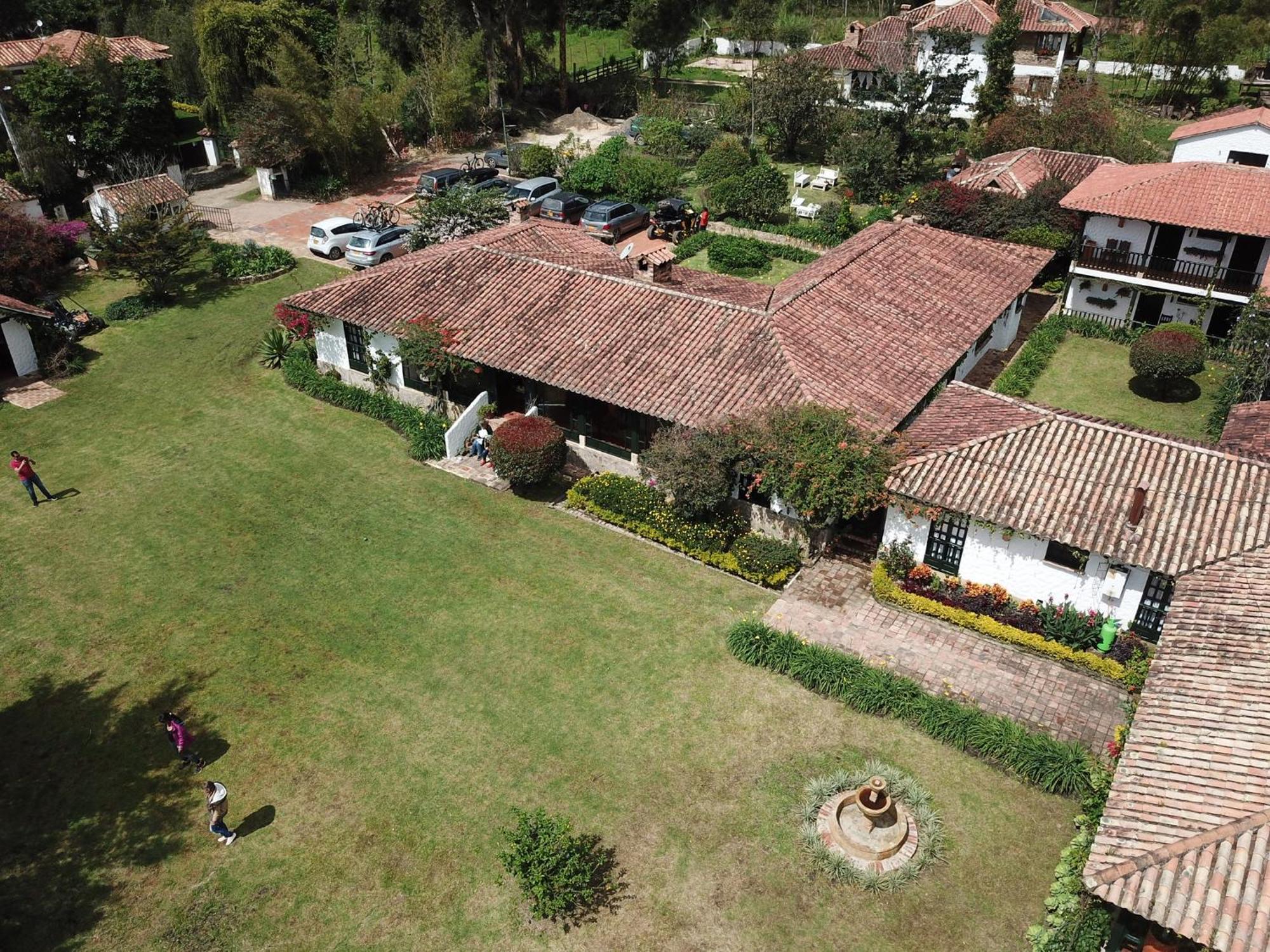 Casa San Nicolas บียาเดเลย์บา ภายนอก รูปภาพ