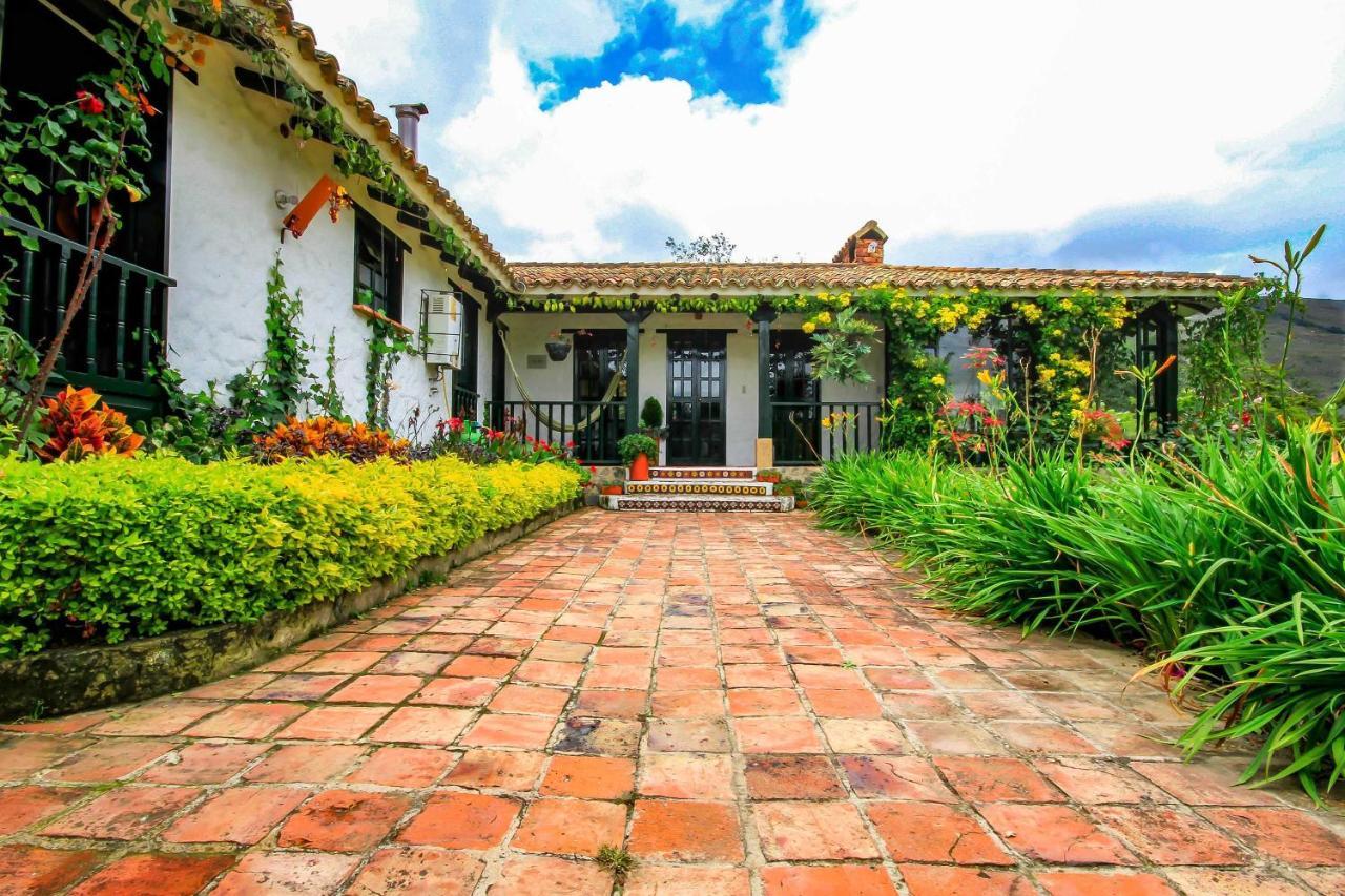 Casa San Nicolas บียาเดเลย์บา ภายนอก รูปภาพ
